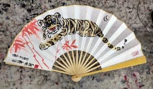 吴明龙作品—乖乖虎折扇